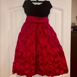 Beautiful Red and Black Formal Dress Size 8